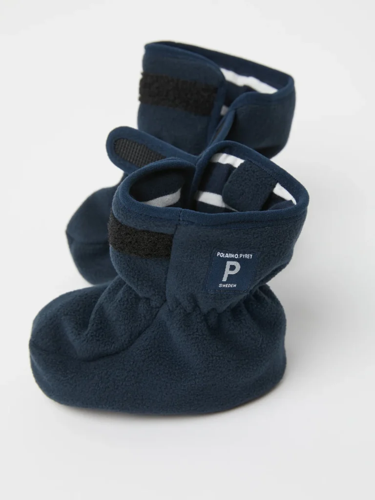 vauvalle töppöset syksyyn